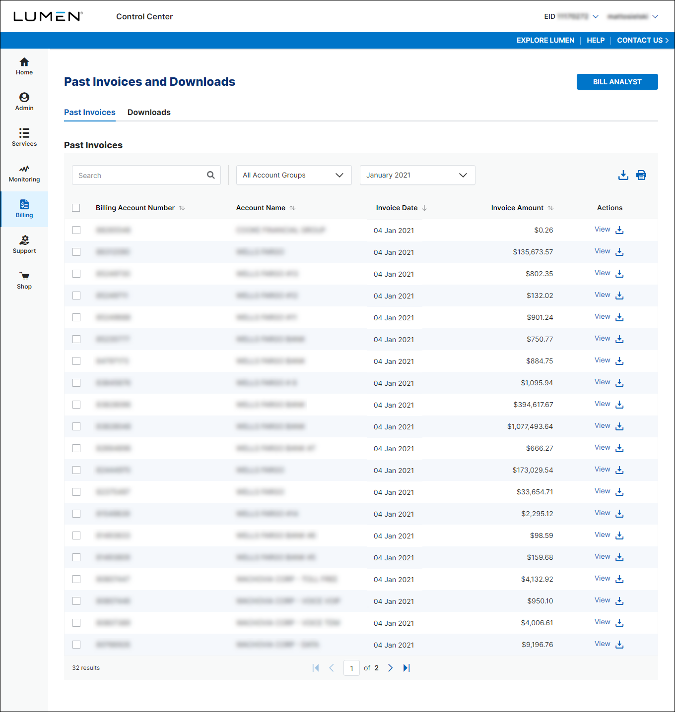 Past Invoices & Downloads (showing Past Invoices tab and date selected)